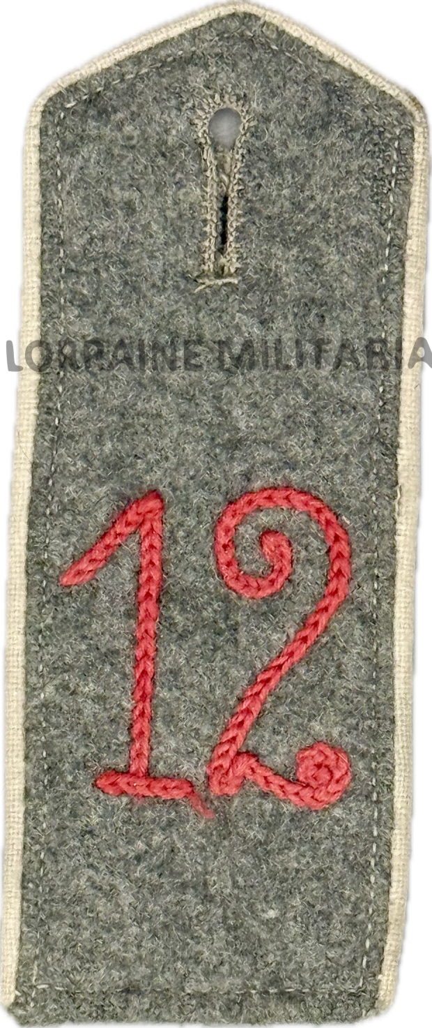 militaria : PATTE D'EPAULE MODELE 1915 DE BLUSE DU 12 IÈME REGIMENT D'INFANTERIE