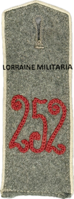 militaria : PATTE D'EPAULE MLE 1915 DE BLUSE DU 252 IÈME REGIMENT D'INFANTERIE DE RESERVE