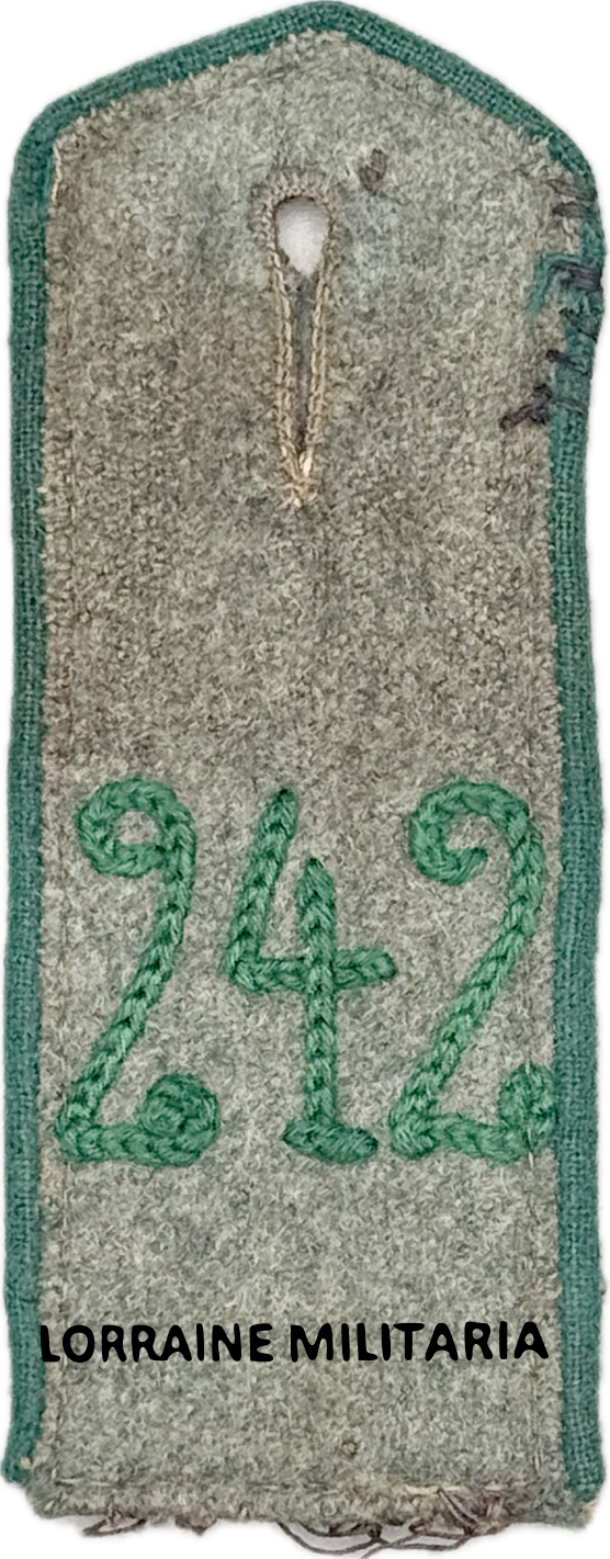militaria : PATTE D'EPAULE MLE 1915 DE BLUSE DU 242 IÈME BATAILLON DE MITRAILLEURS DE MONTAG