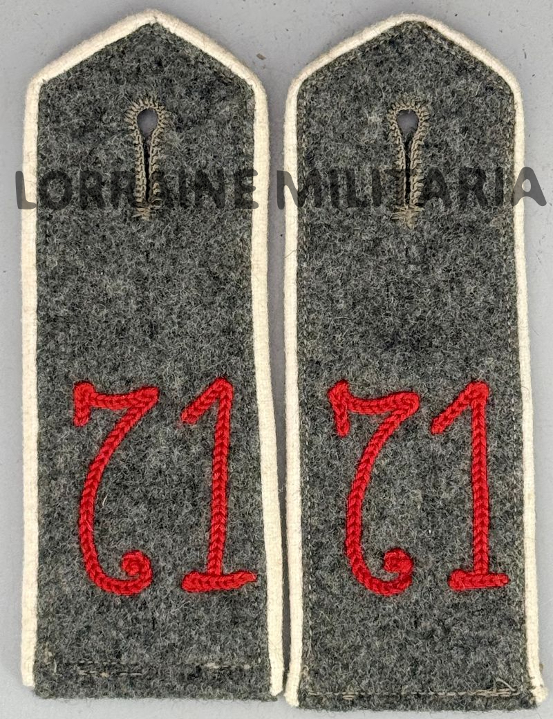 militaria : PAIRE DE PATTES D'EPAULE MODELE 1915 TROUPES DU 71 ÈME RÉGIMENT D'INFANTERIE