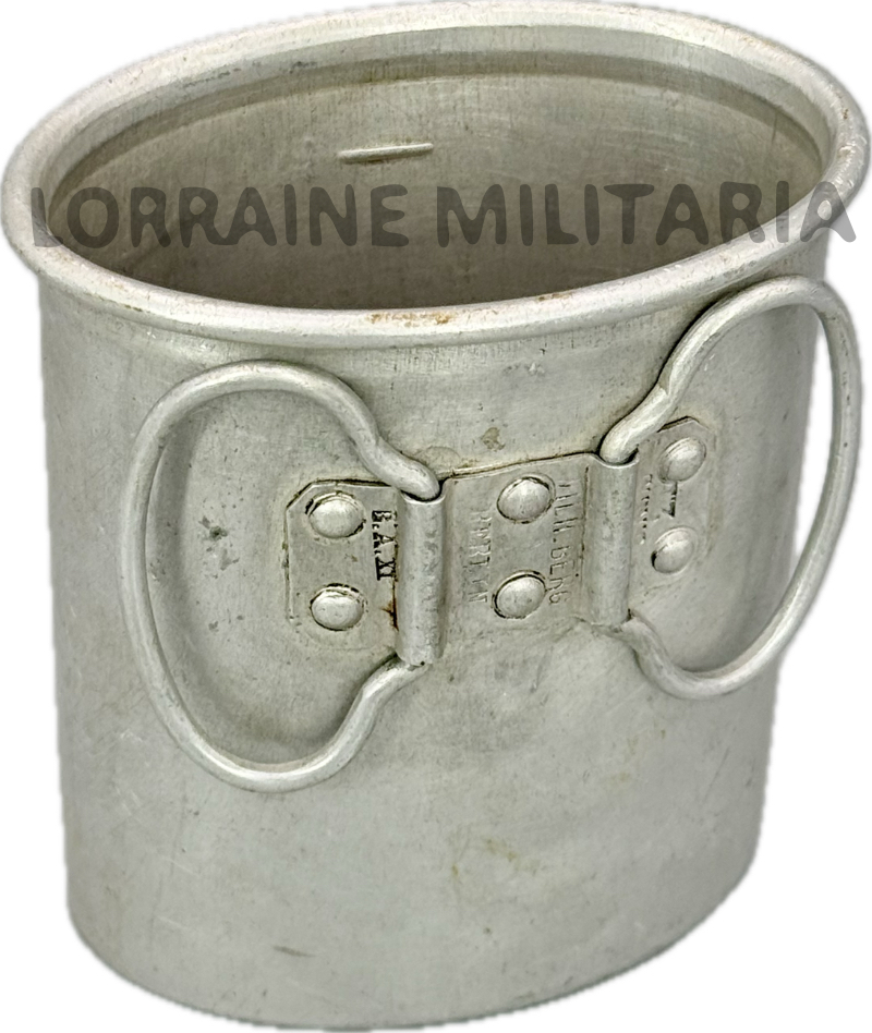 militaria : QUART REGLEMENTAIRE  ALLEMAND ALUMINIUM RÉGIMENTÉ 113 JR