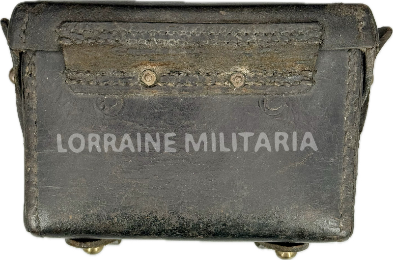 militaria : CARTOUCHIERE ALLEMANDE TROUPE  INFANTERIE MLE 1888/95 DATÉE 1911