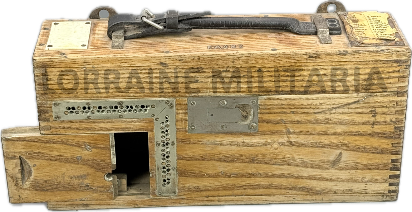 militaria : BOITE A BATTERIE ALLEMANDE VIEUX MODELE TELEPHONIE