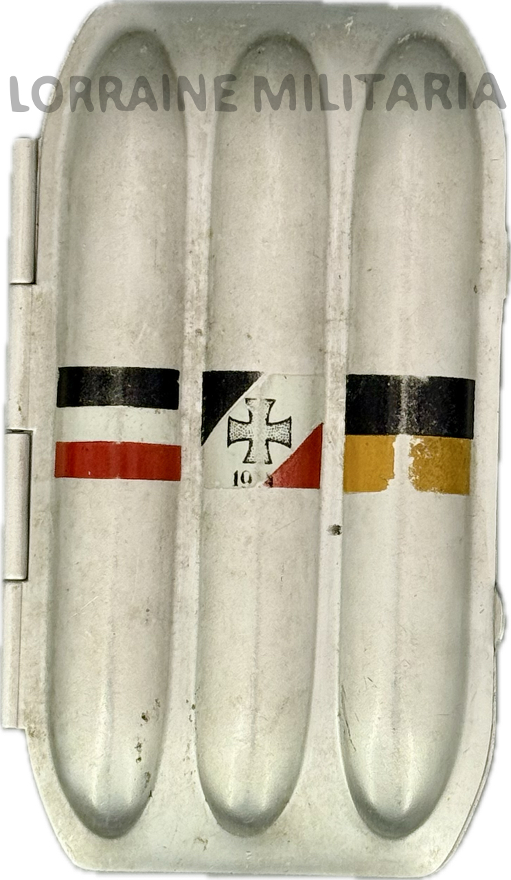 militaria : ETUI A CIGARES PATRIOTIQUE ALLEMAND EN ALUMINIUM DECORE